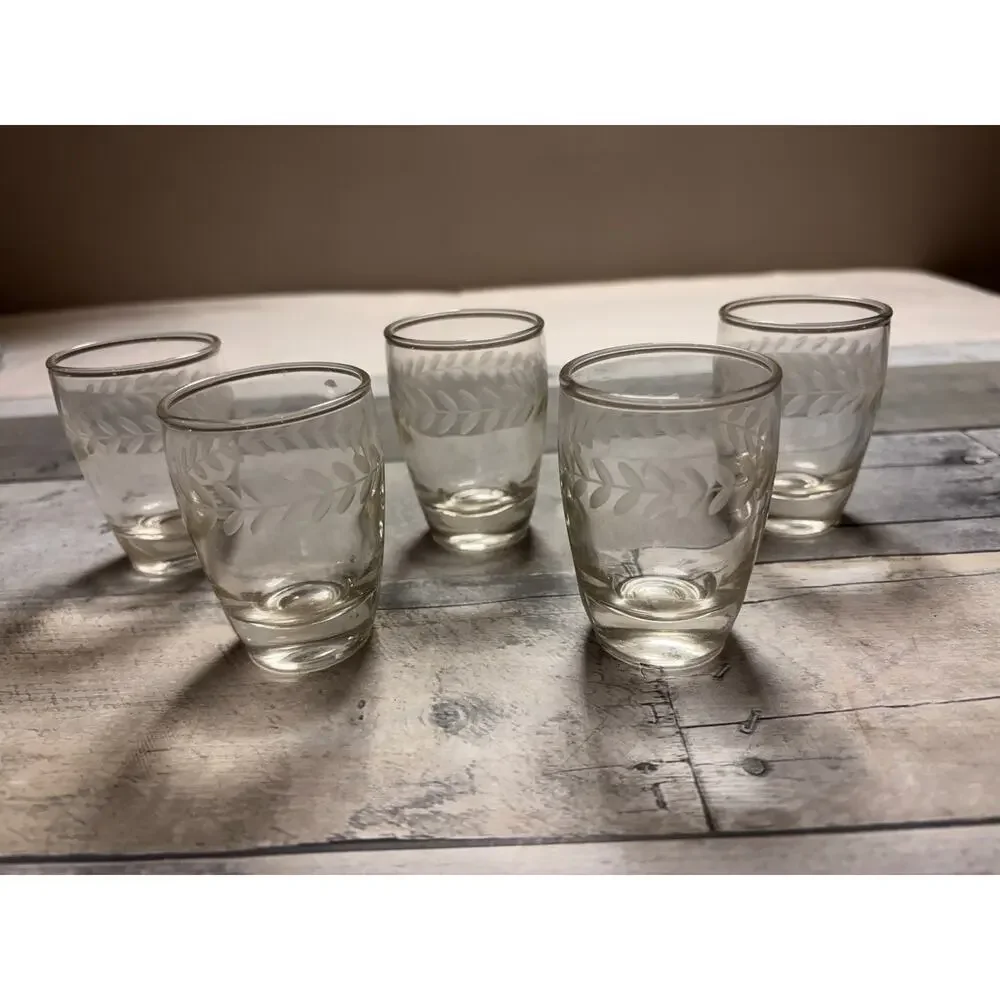 Set of 5 VINTAGE 1960s ANCHOR HOCKING Shot Glasses Etched Laurel Leaf Pattern!